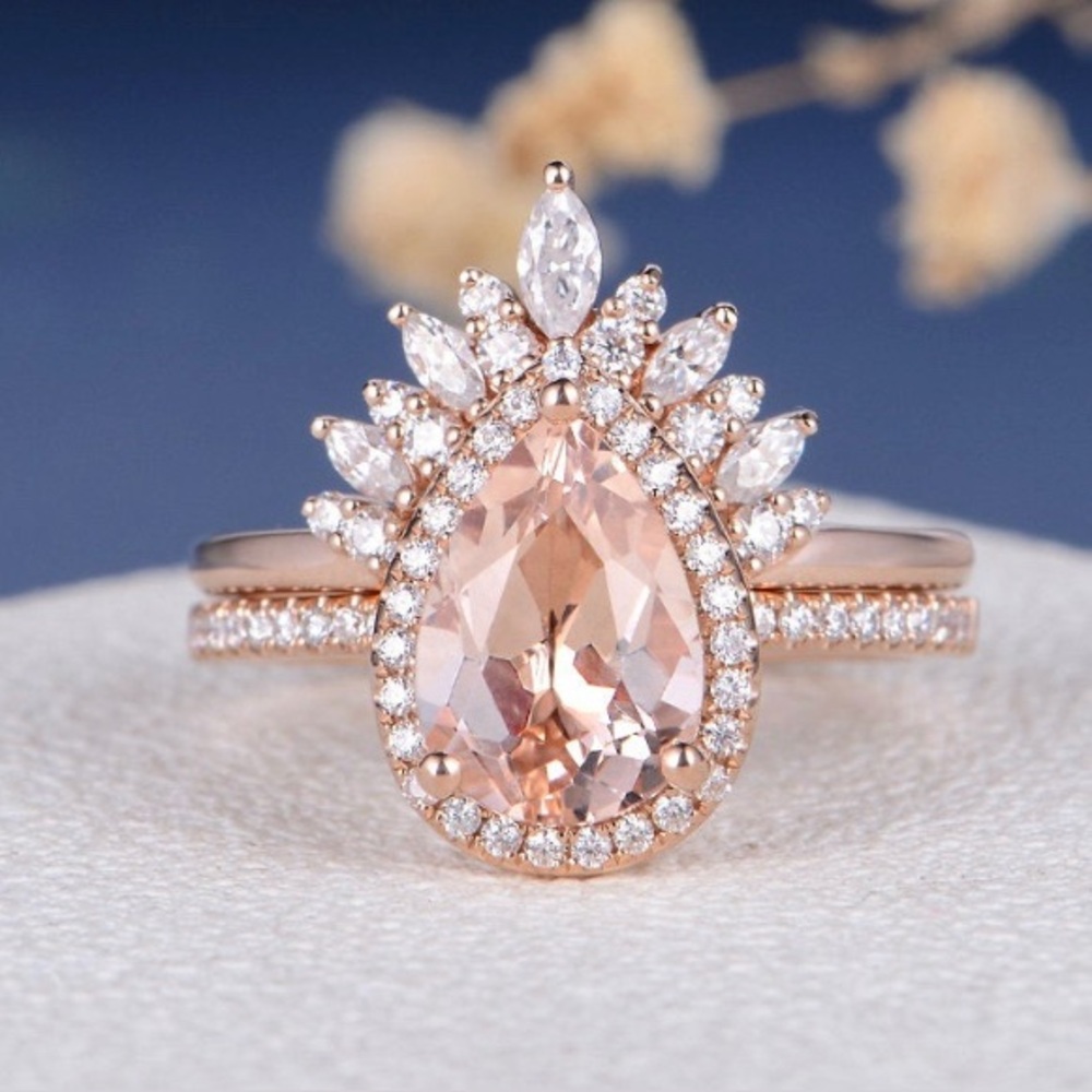 Pear-shaped Moissanite Ring Set Solid 14k Rose Gold
